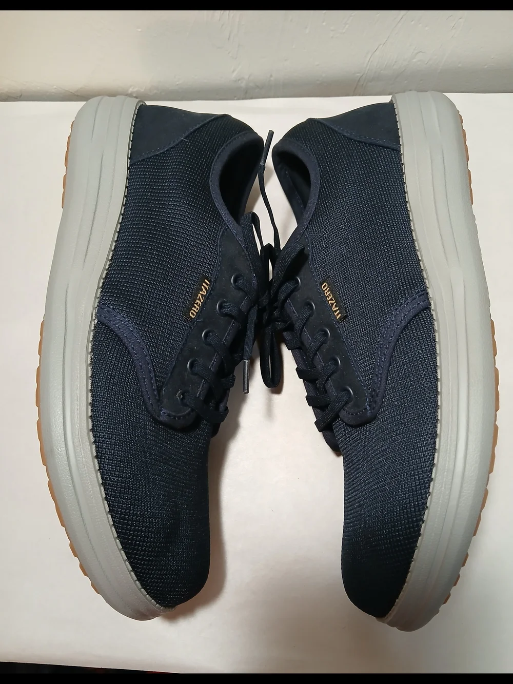Itazero Men's Navy Blue Orthopedic-Style Sneakers Sz. 9.5
